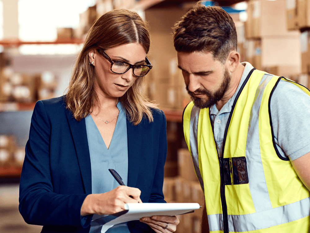 Guide pratique : anticipez vos expéditions et gardez le contrôle lors des pics d’activité